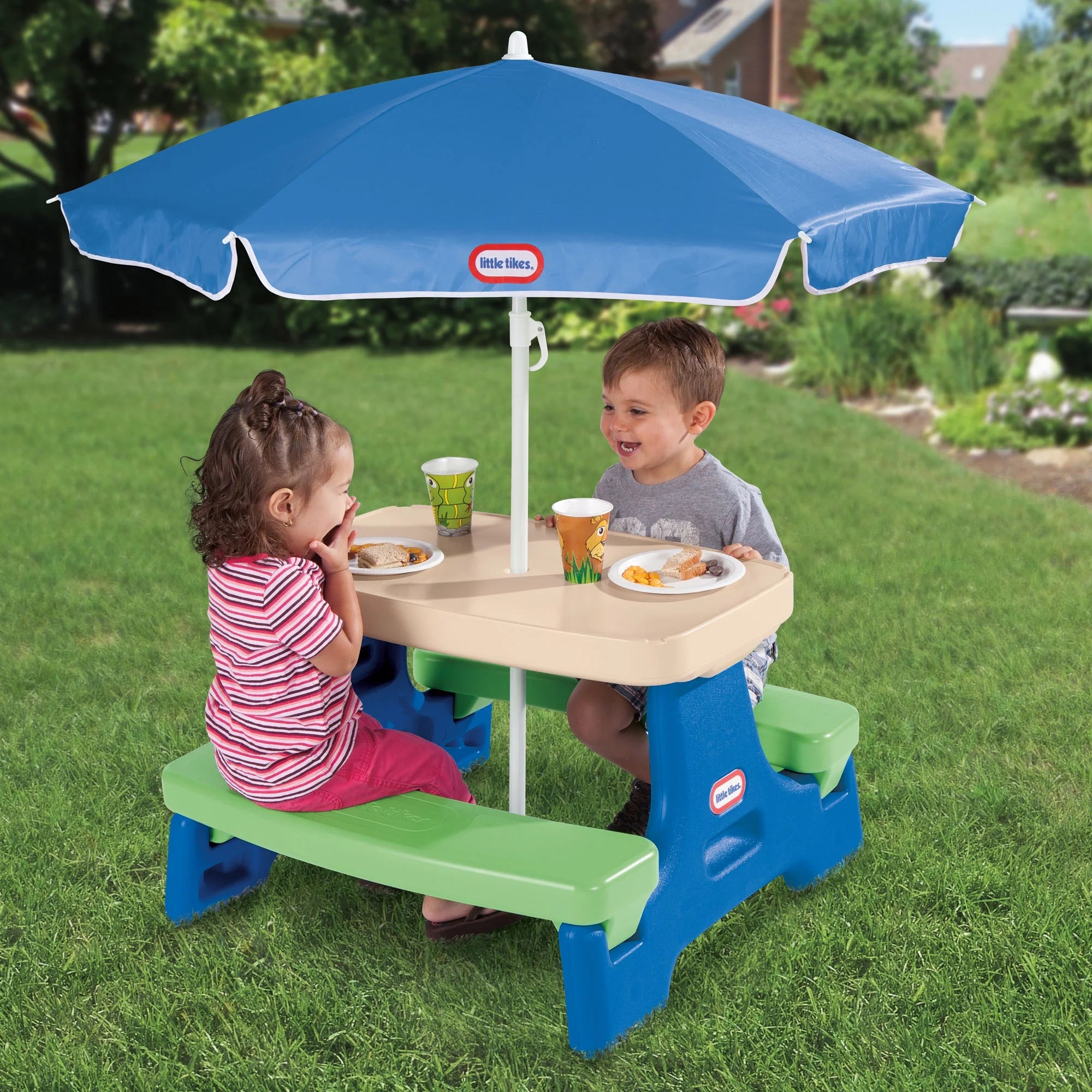 Outdoor Portable Kids Picnic Table with Umbrella, Blue Green, Ages 2+