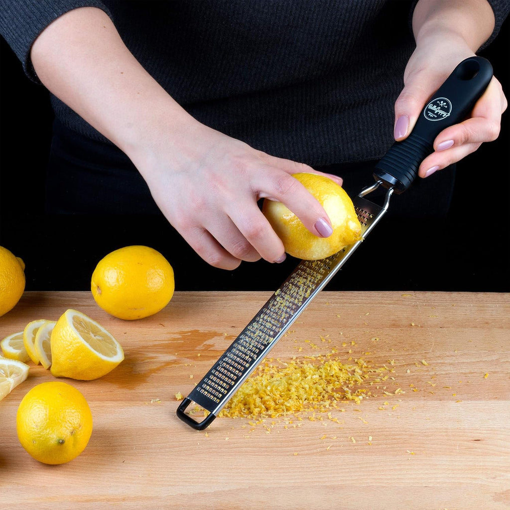 Lemon Zester & Cheese Grater, Professional Zesting Tool for Parmesan, Citrus, Ginger, Nutmeg, Garlic, Chocolate, Fruits, Razor-Sharp Stainless Steel Blade Protective Cover, Dishwasher Save